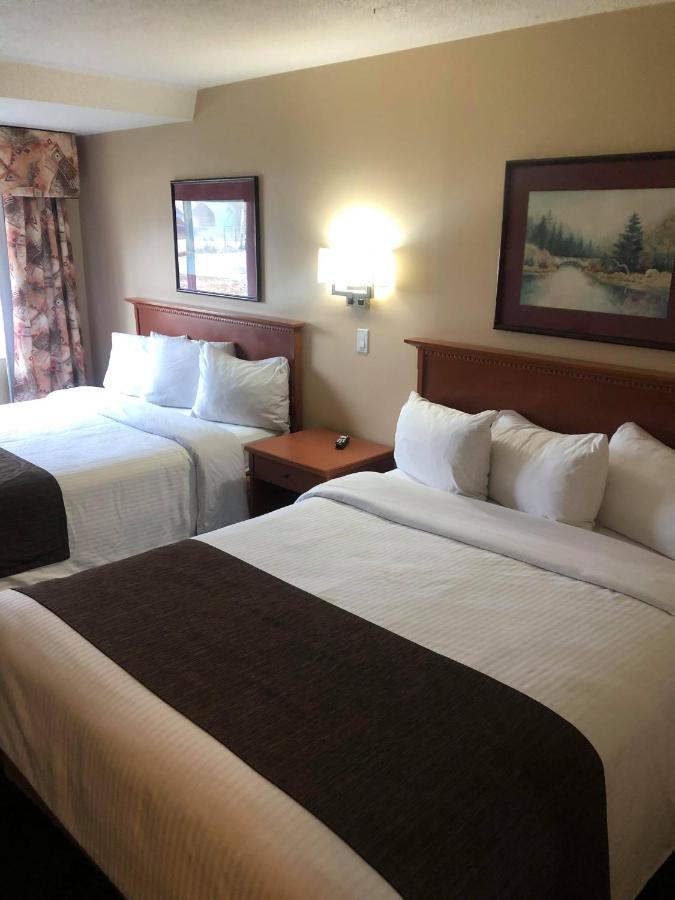Selkirk Inn Golden Esterno foto